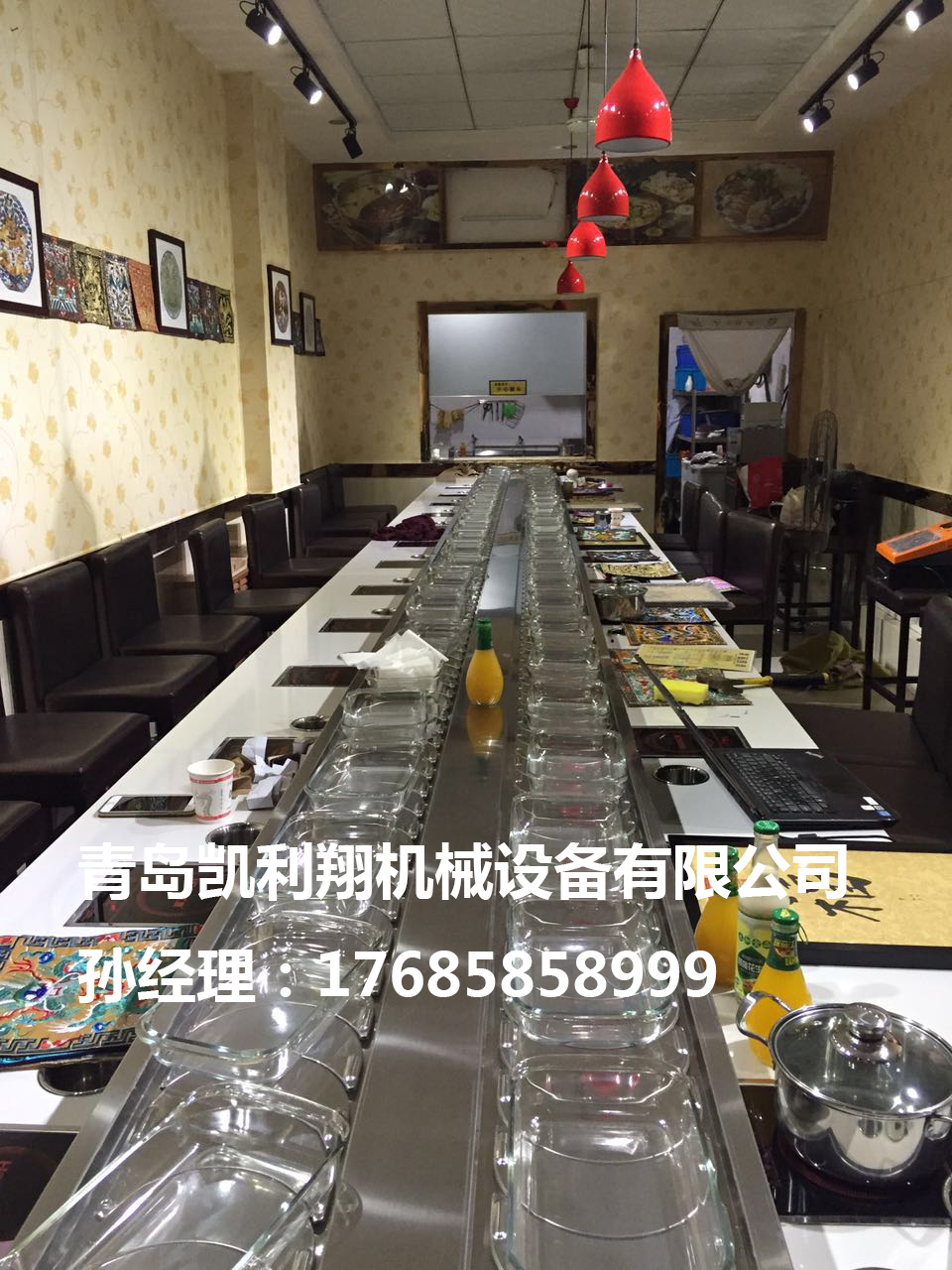 旋轉(zhuǎn)火鍋設備價格